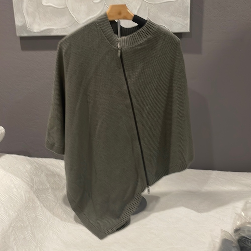 Lululemon poncho wrap
